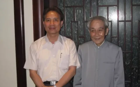 王财贵教育与南怀瑾先生合照